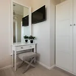 Seaside Baltica Tower With Gym, Sauna & Parking Lejlighed