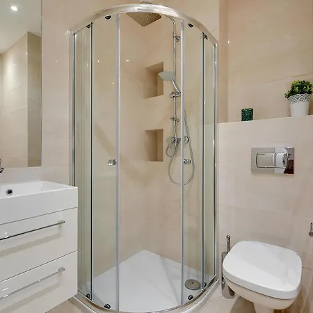 Seaside Baltica Tower With Gym, Sauna & Parking Daire *